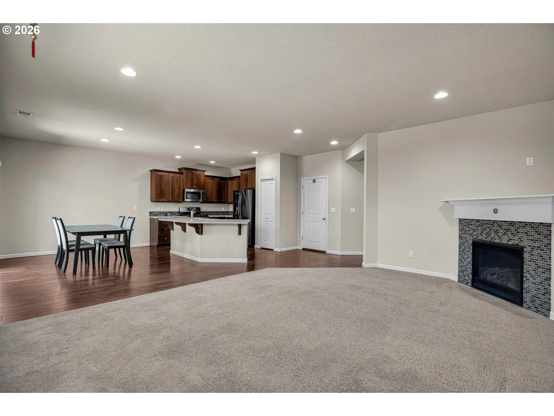 Living Room/Dining Room