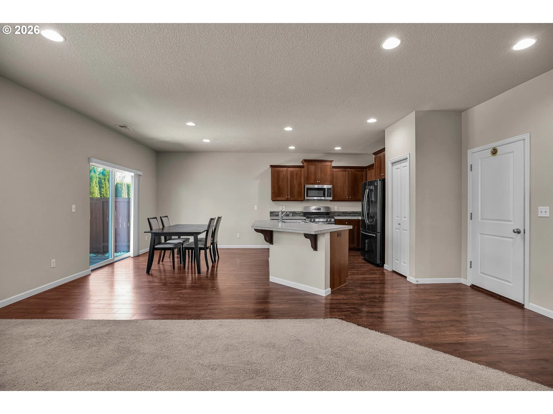 Living Room/Dining Room