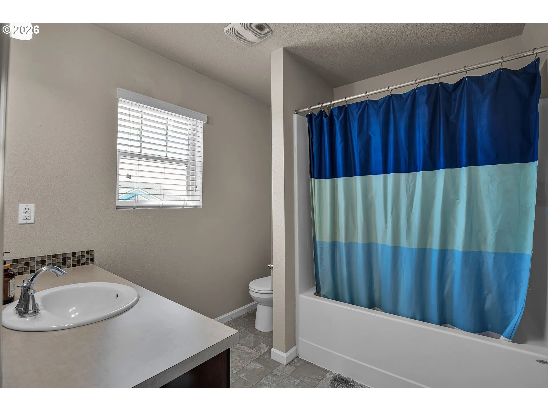 Bathroom-Upper