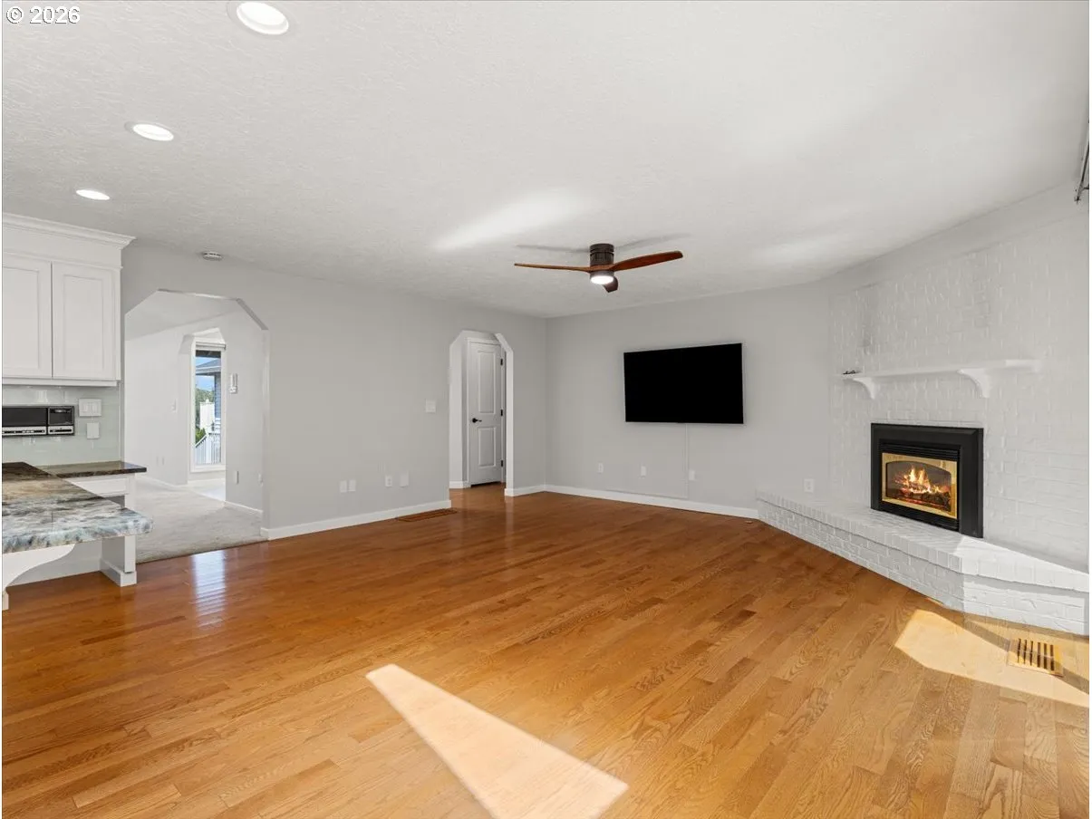 Kitchen/Living Room