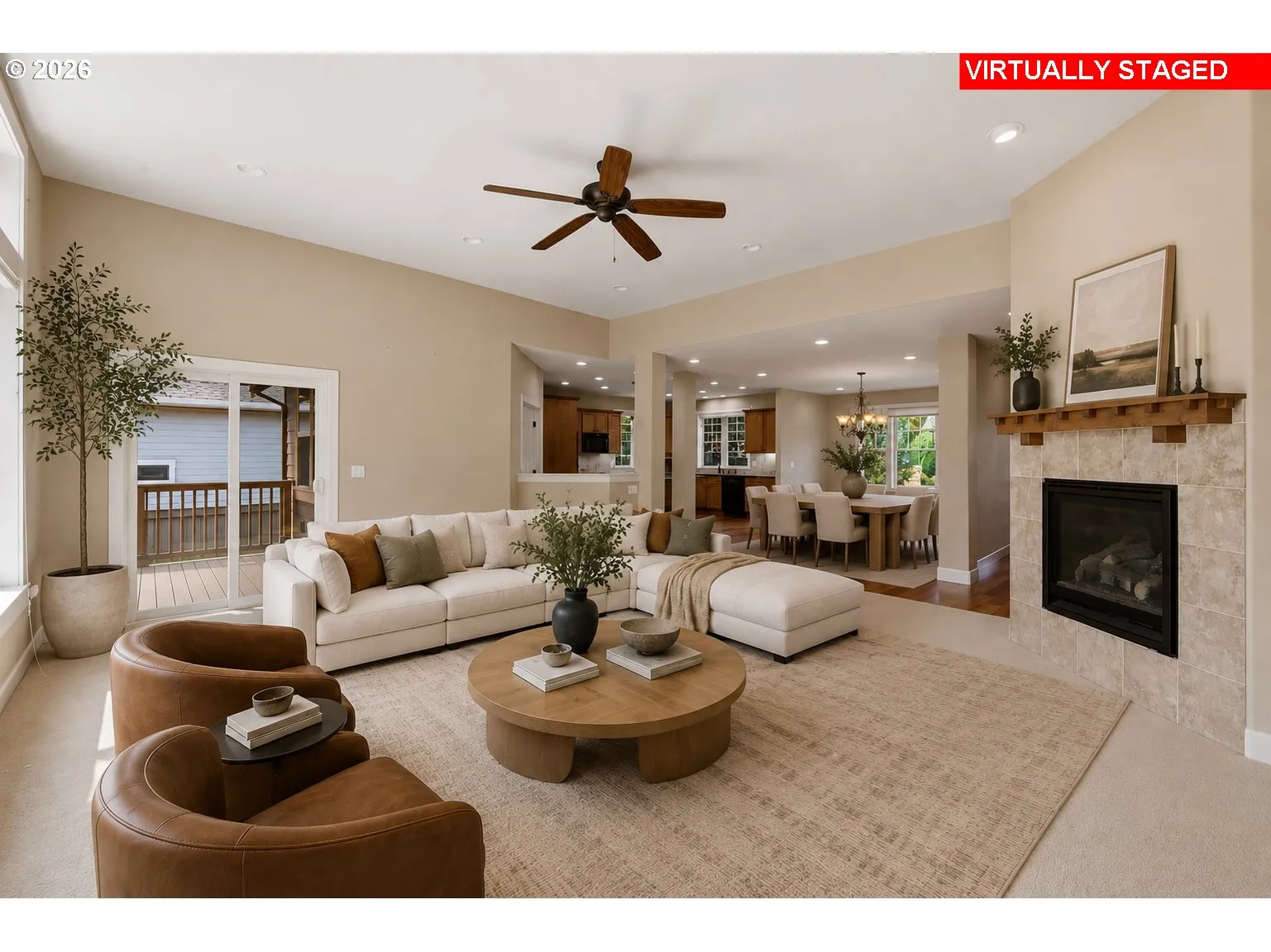 Living Room-Ceiling Fan