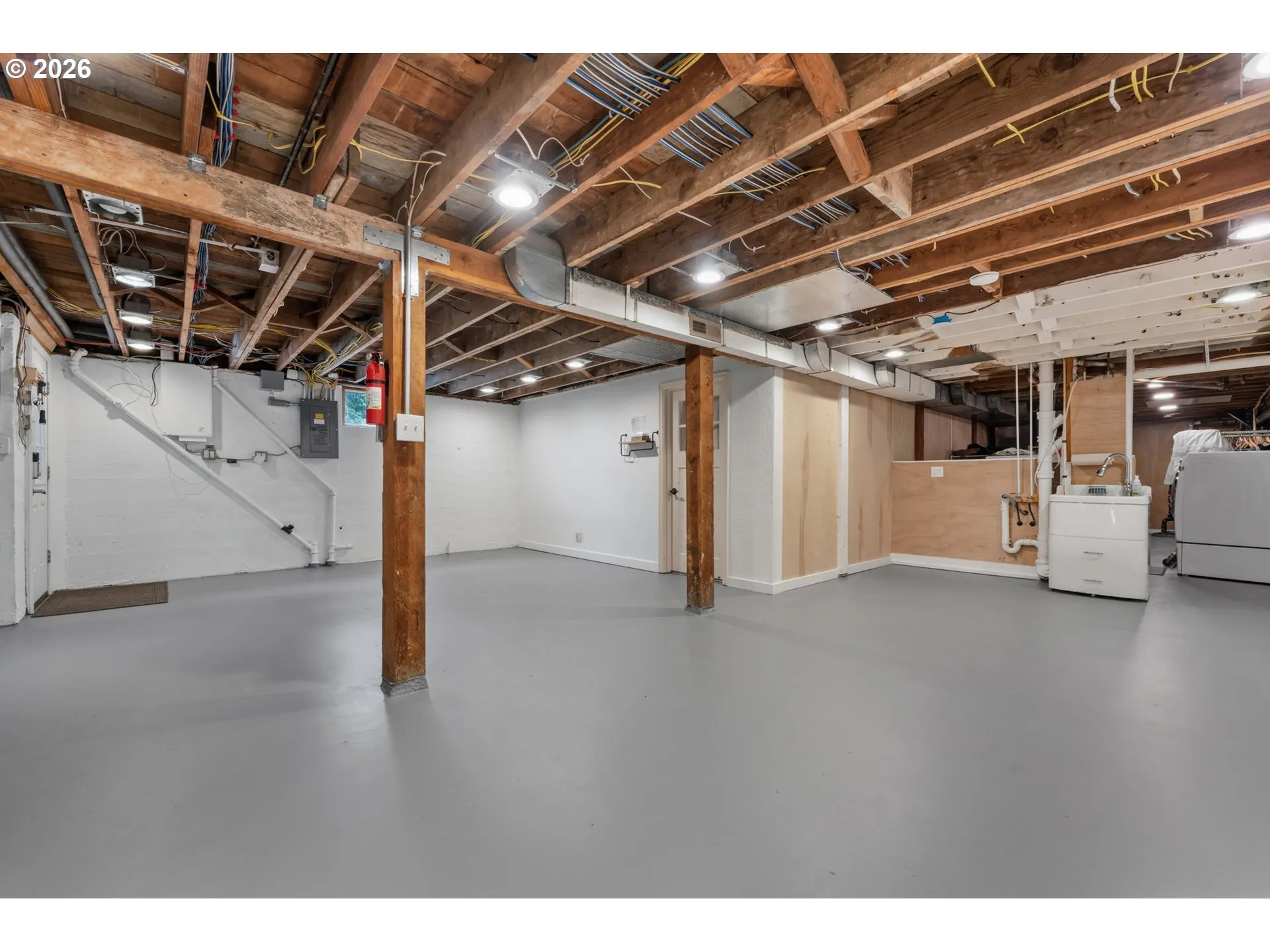 Basement-Unfinished