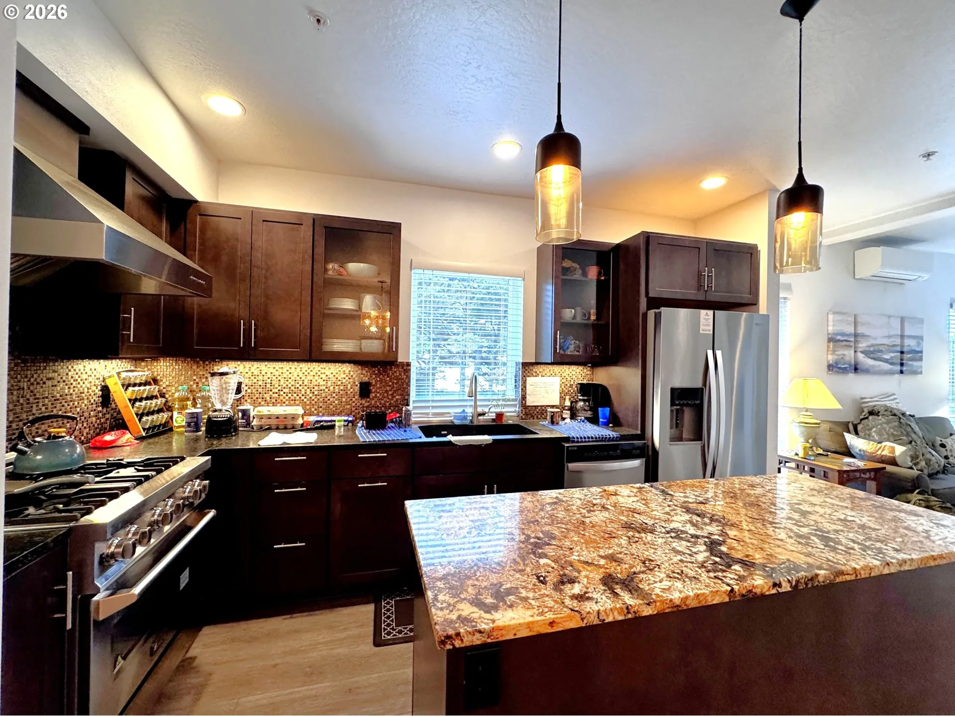 Kitchen-Island