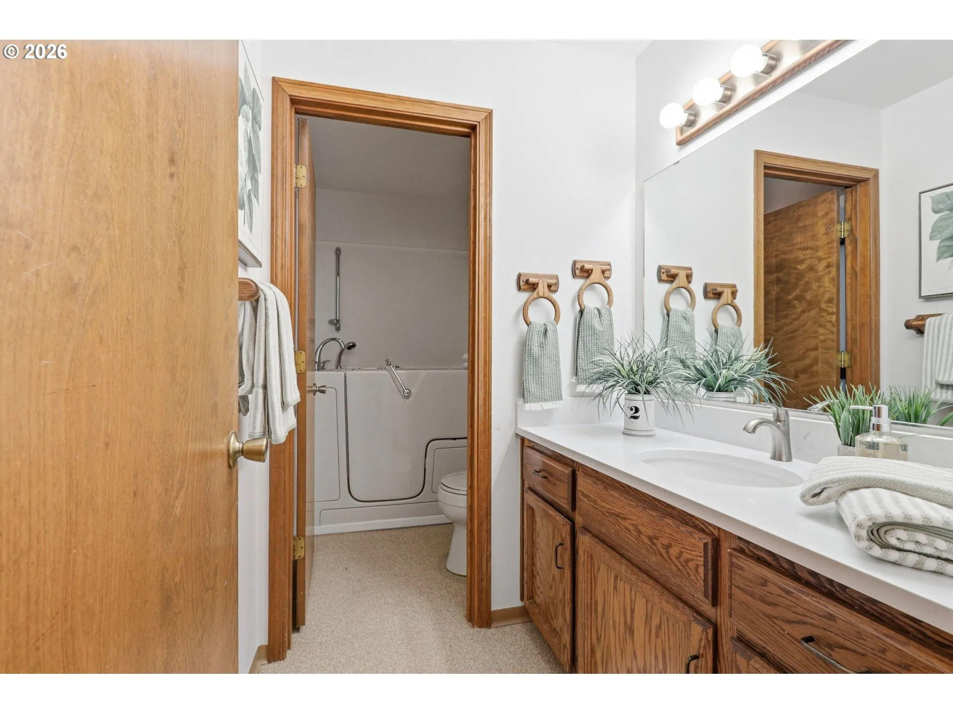 Bathroom-Hall