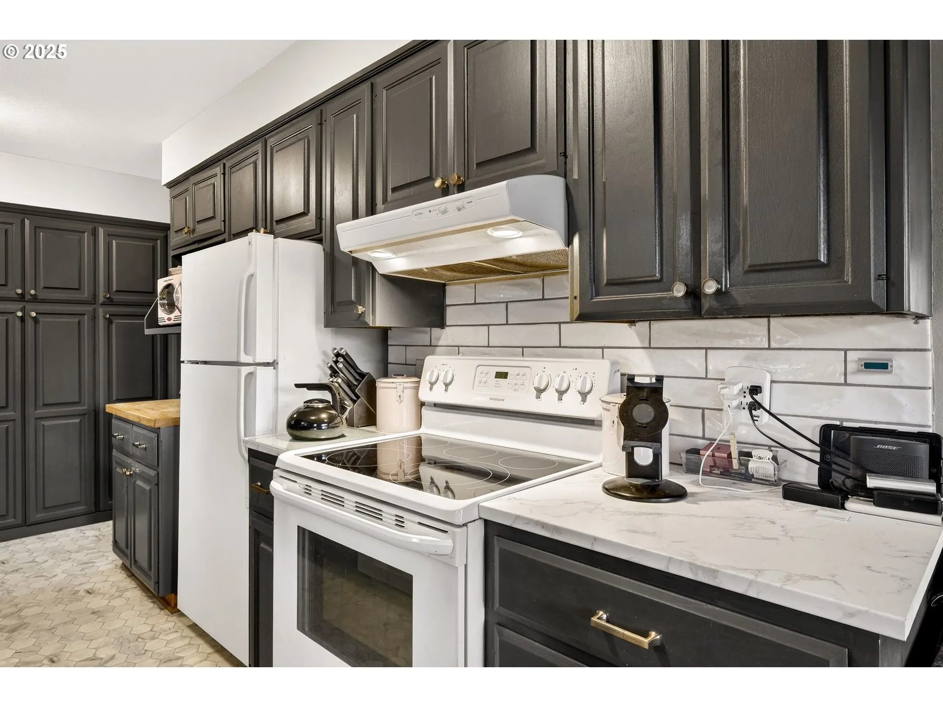 Pantry-Back