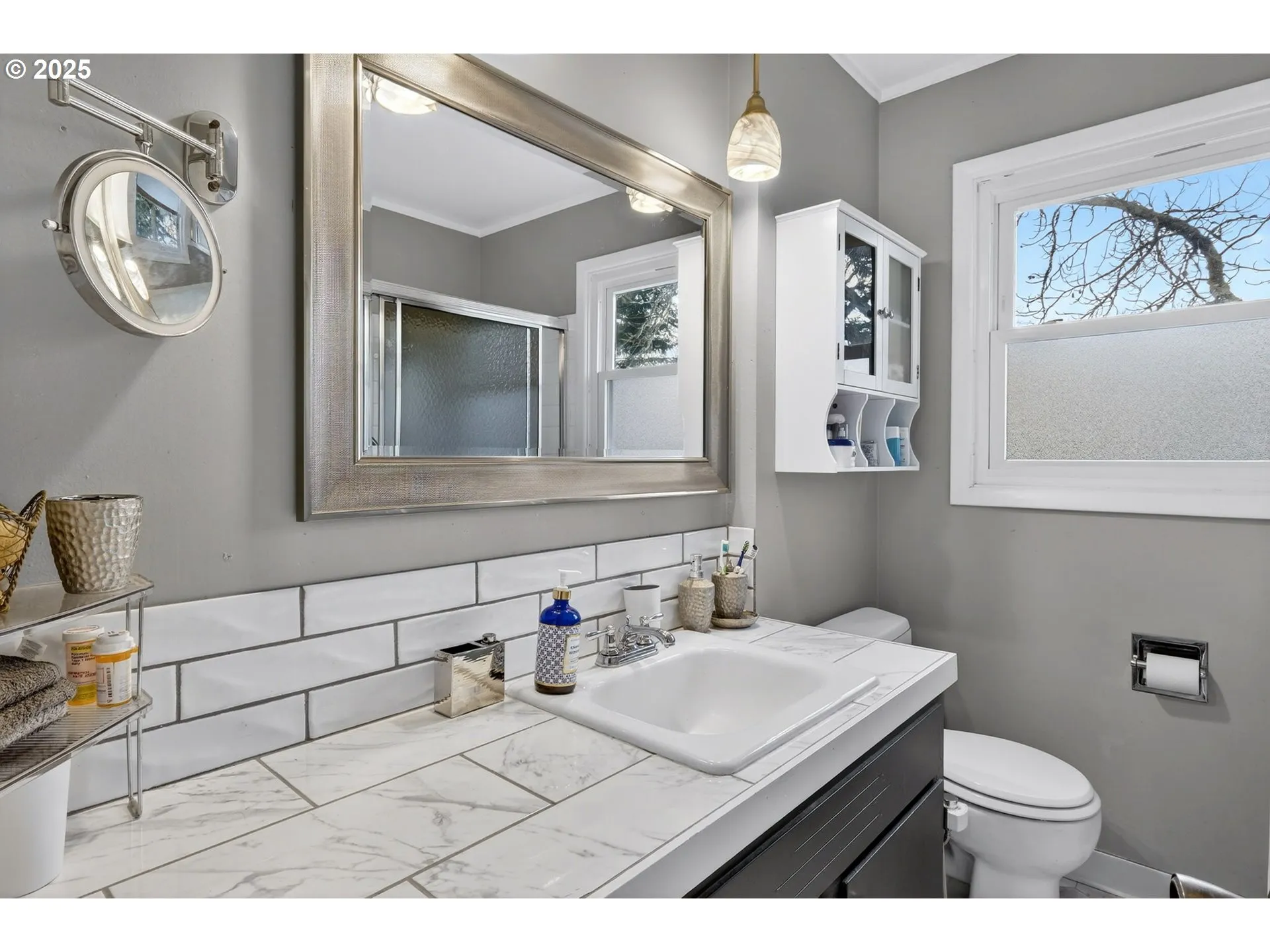 Bathroom-Upper