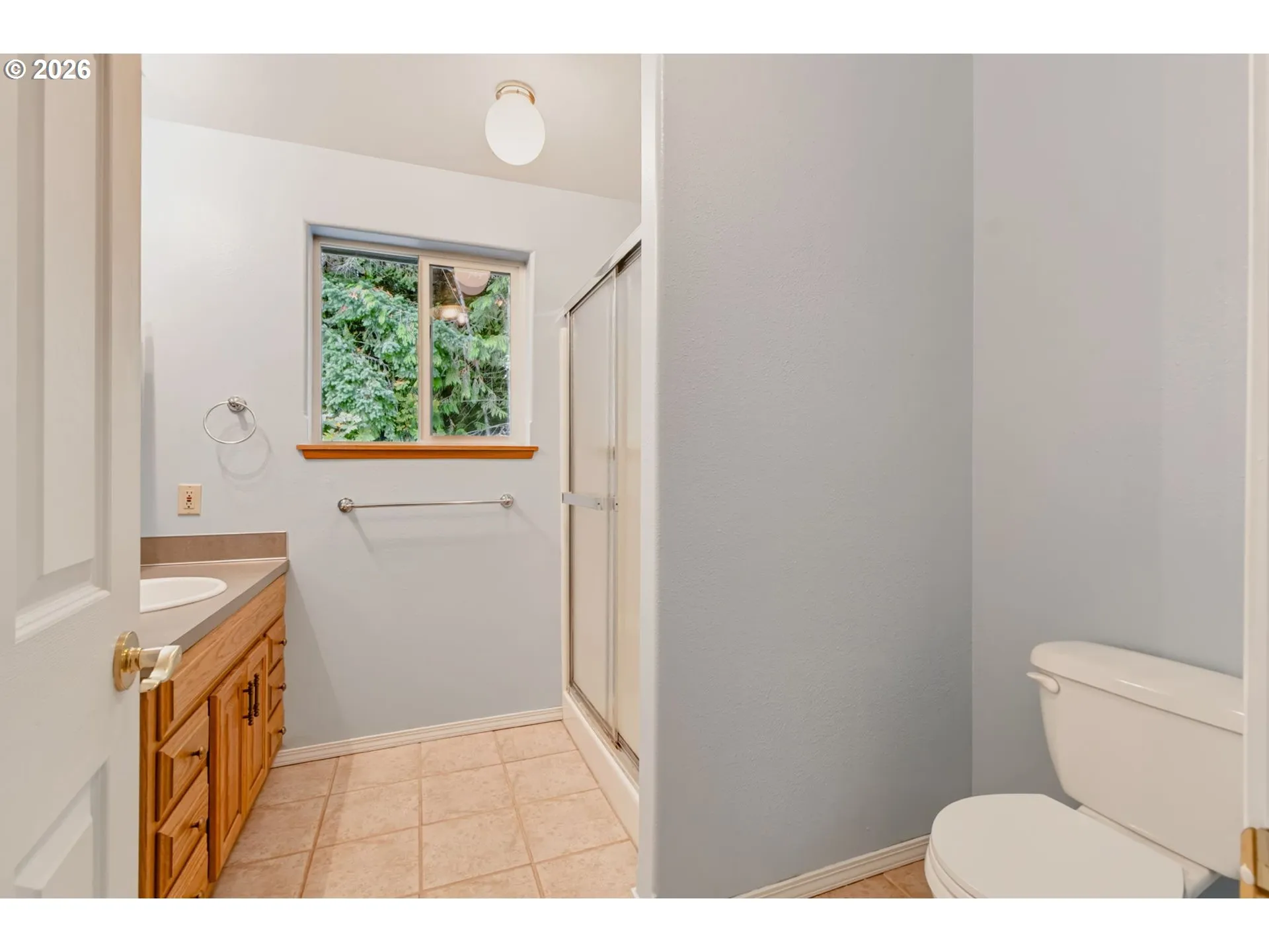 Bathroom-Upper
