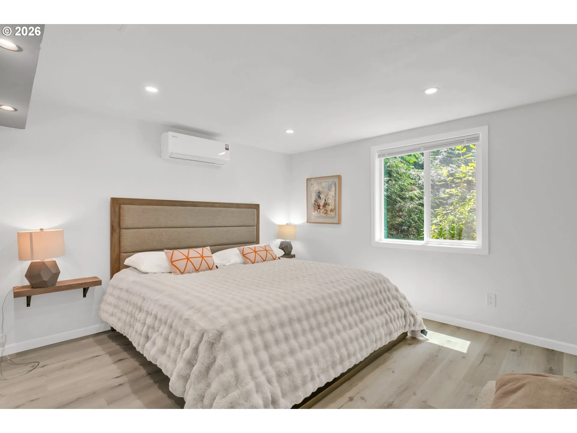 Bedroom-Main
