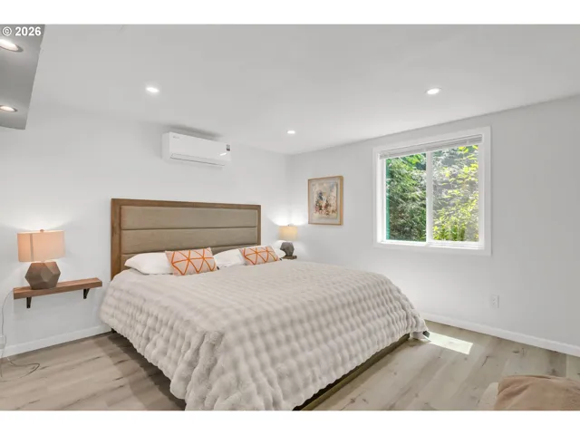 Bedroom-Main