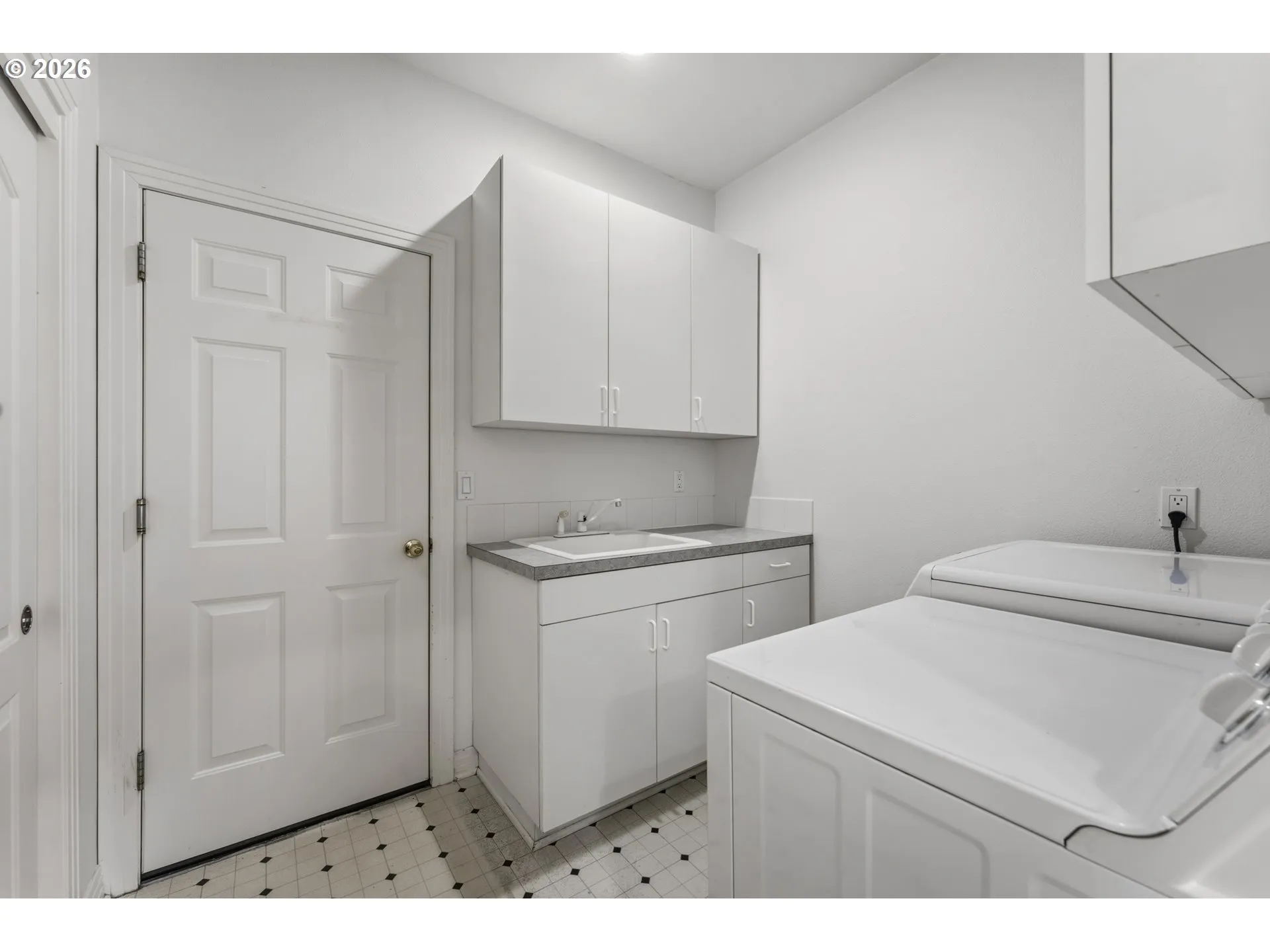 Laundry-Main