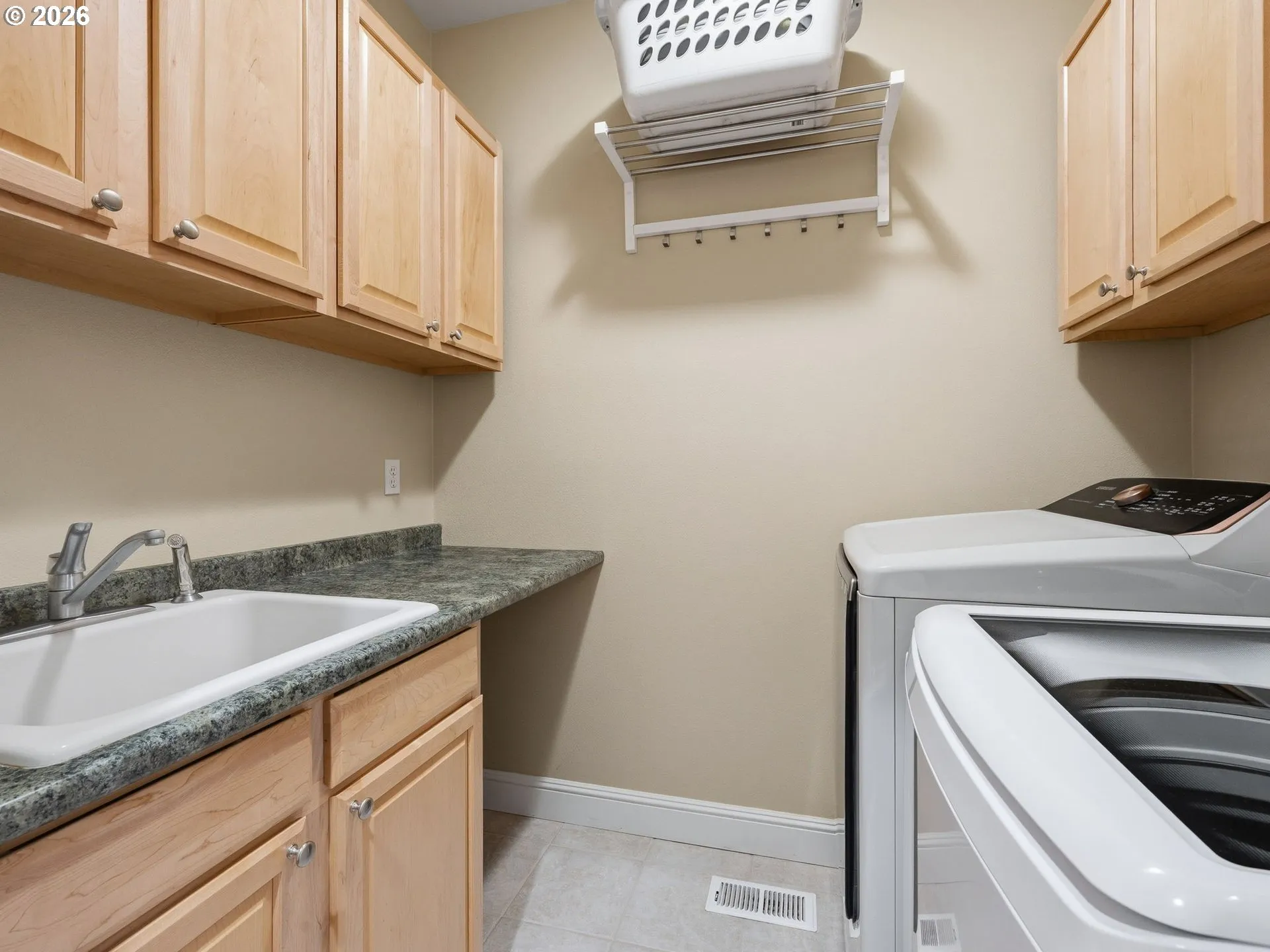 Laundry-Main