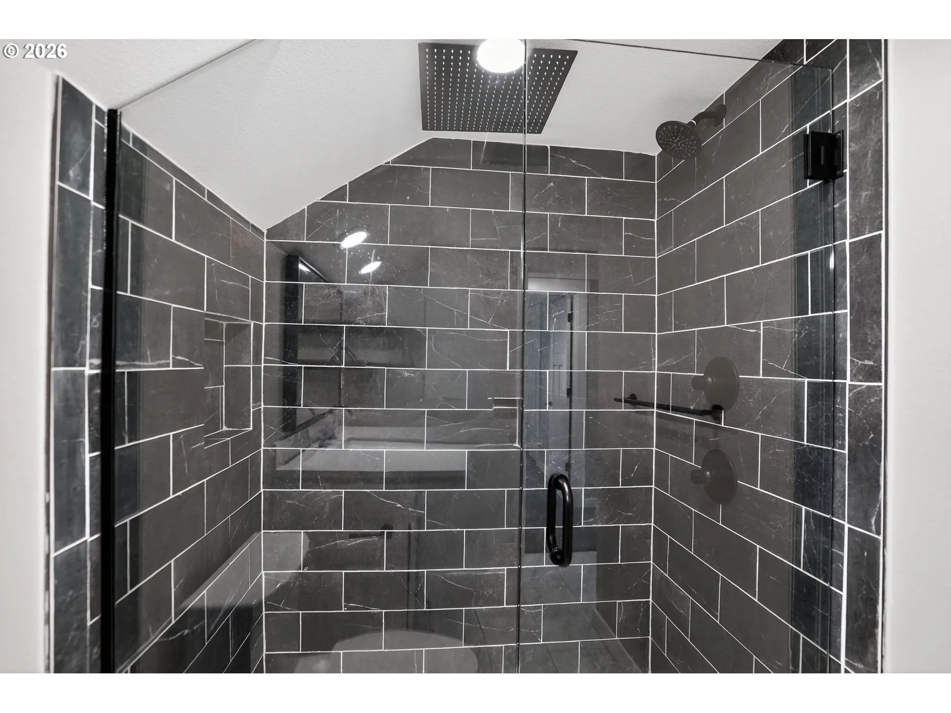 Bathroom, Continental