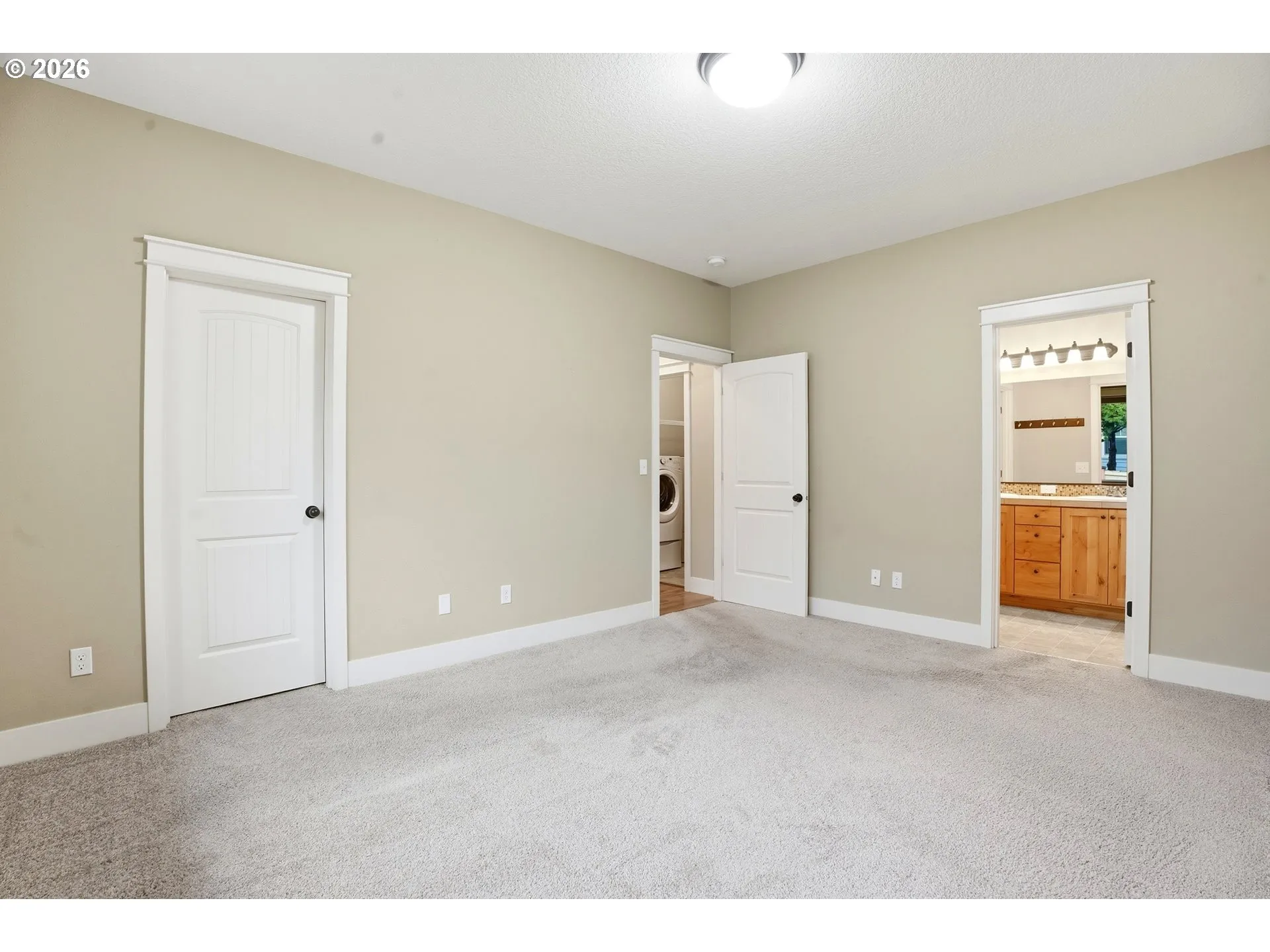 Primary Bedroom-Attached Bathroom