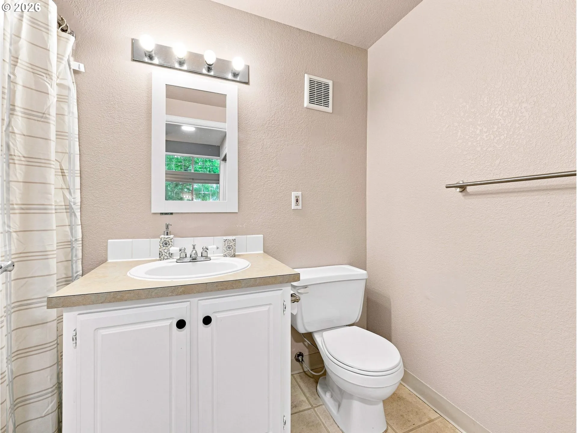 En Suite Bathroom