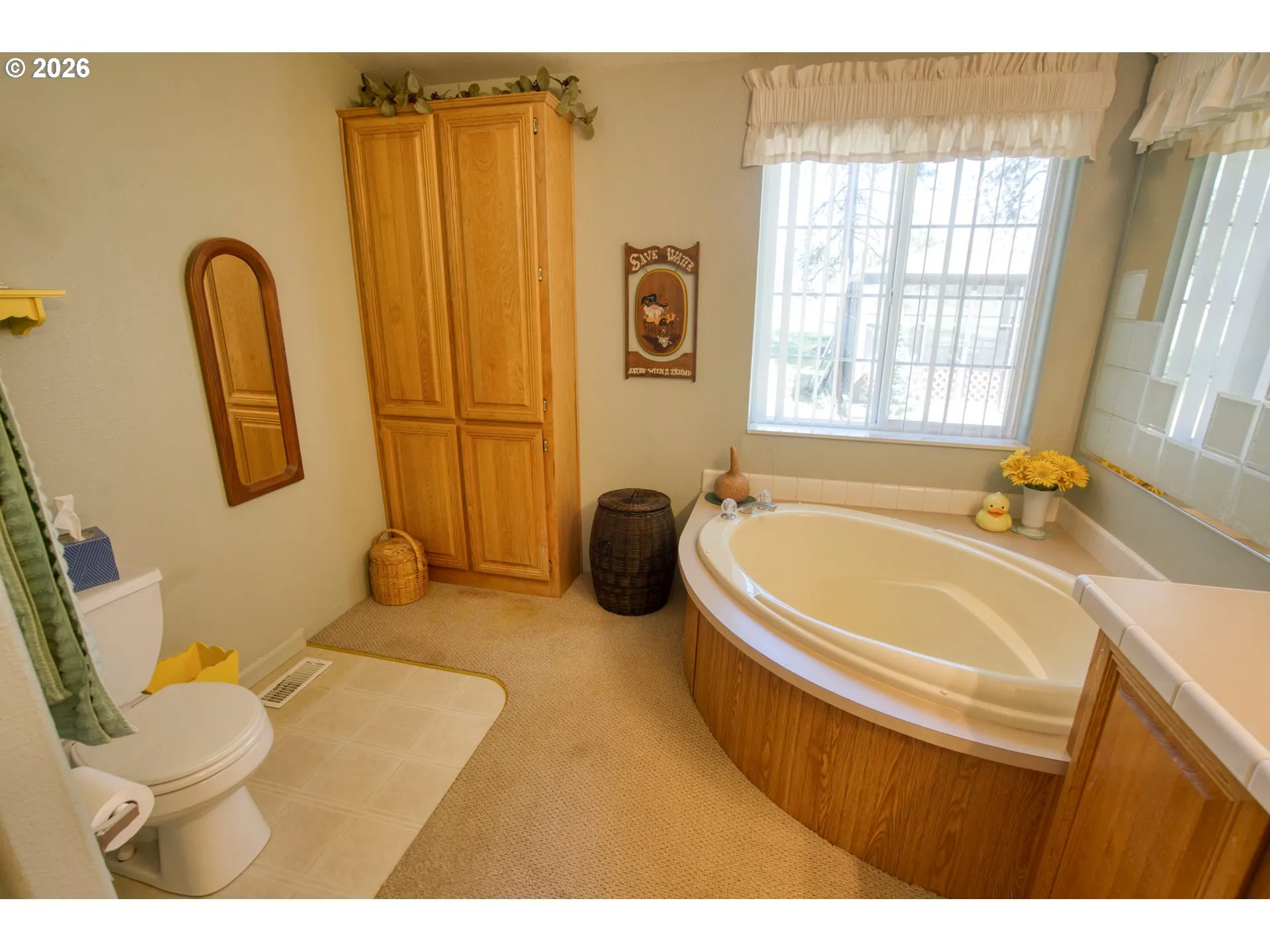 Owner's Suite Bathroom-Garden Tub