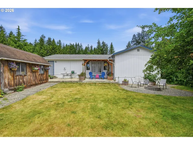 Yard-Fenced