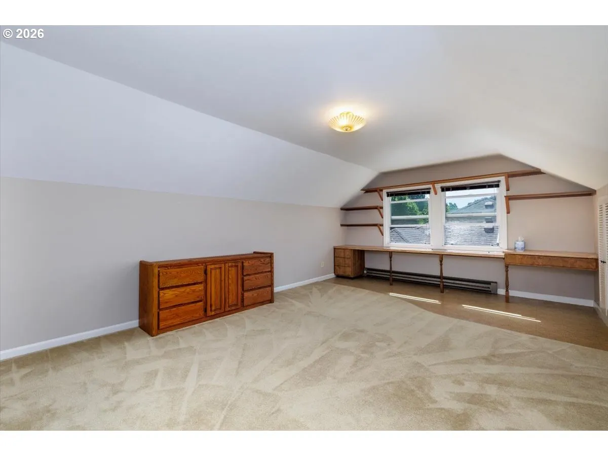 Bedroom-Upper