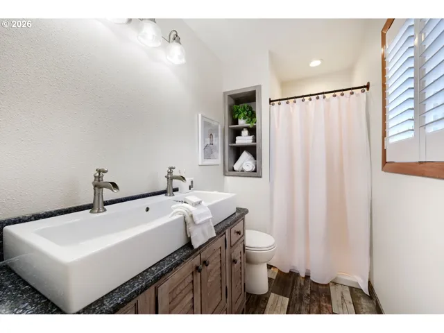 Primary Bedroom-Attached Bathroom