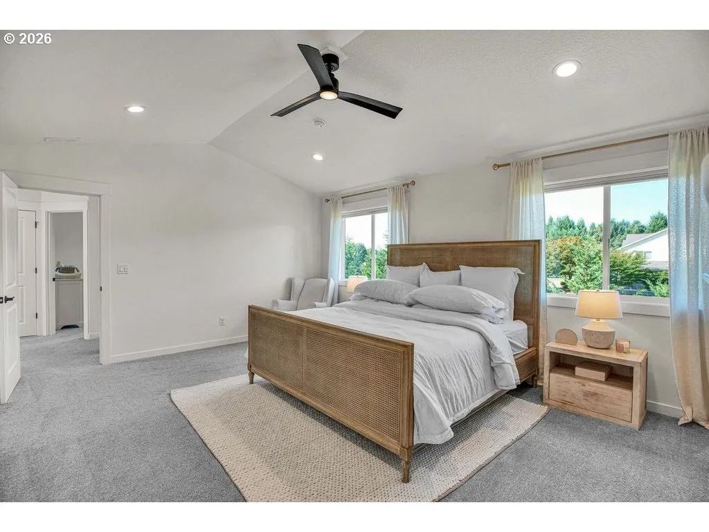 Bedroom, Primary-Ceiling Fan