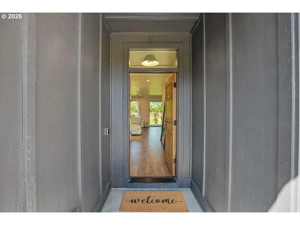 Entrance/Foyer