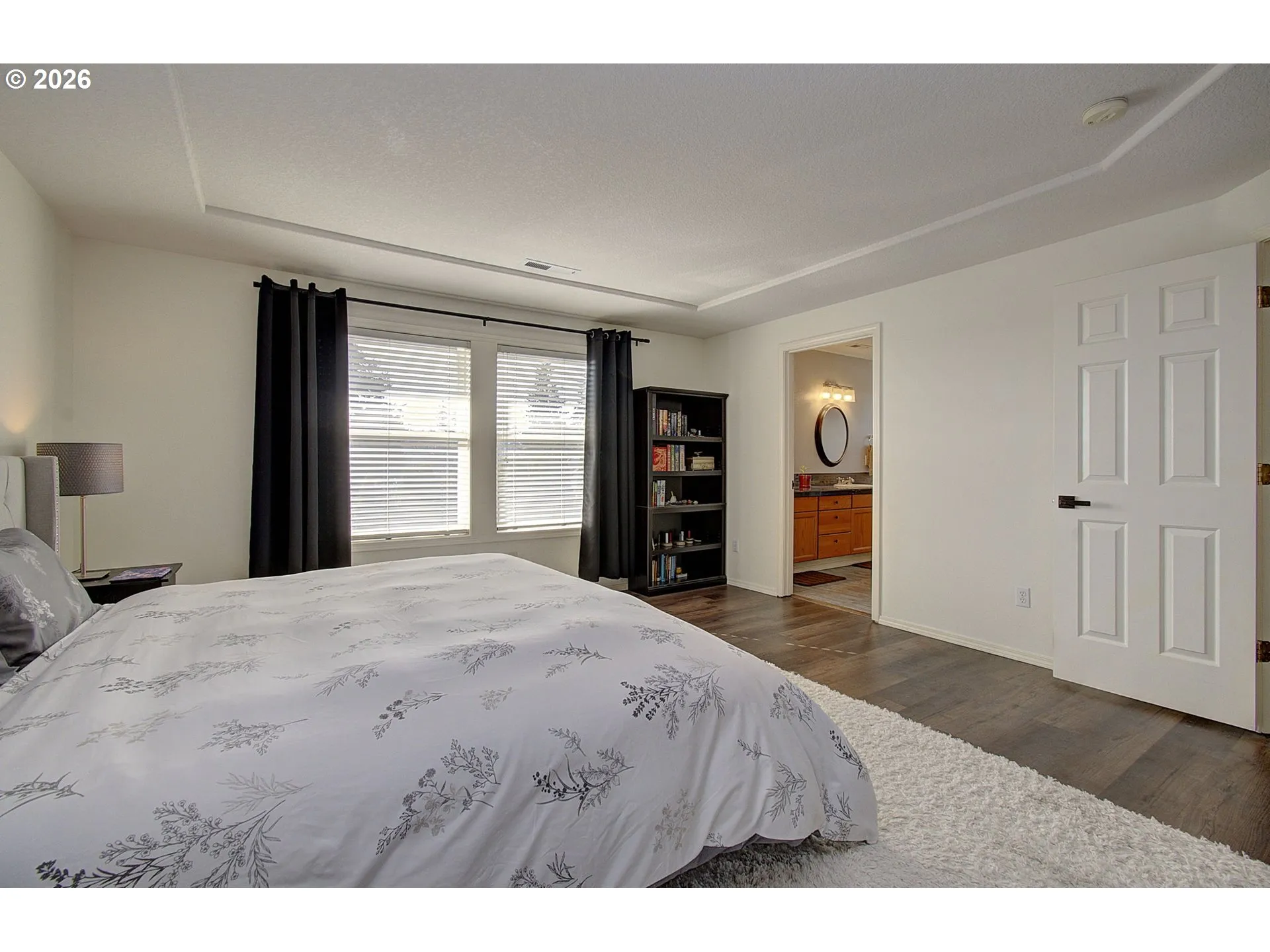 Bedroom, Primary