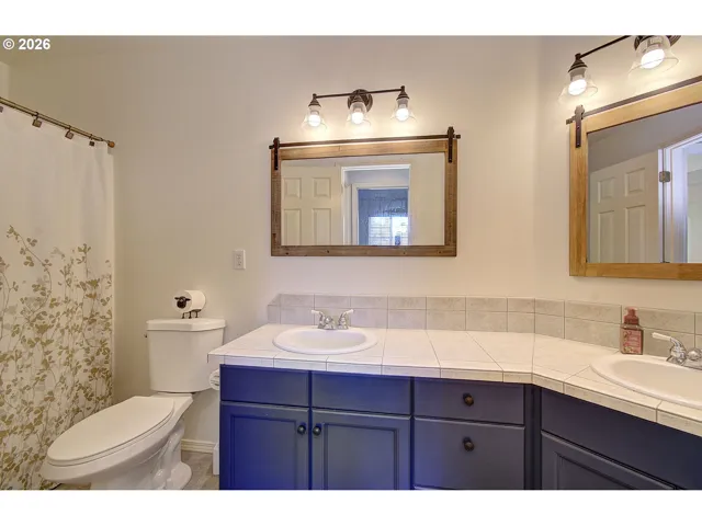 Bathroom-Hall