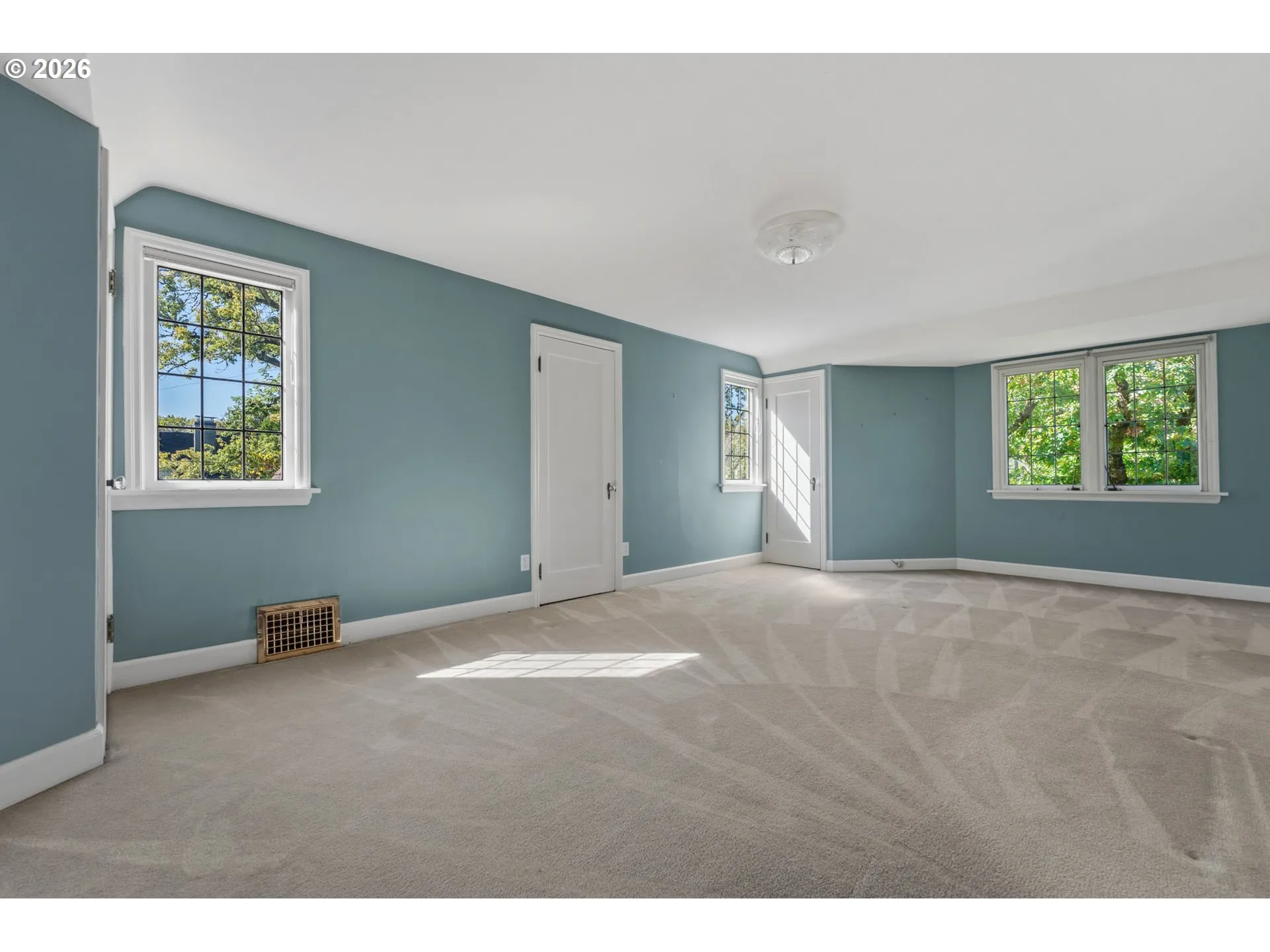 Bedroom-Upper