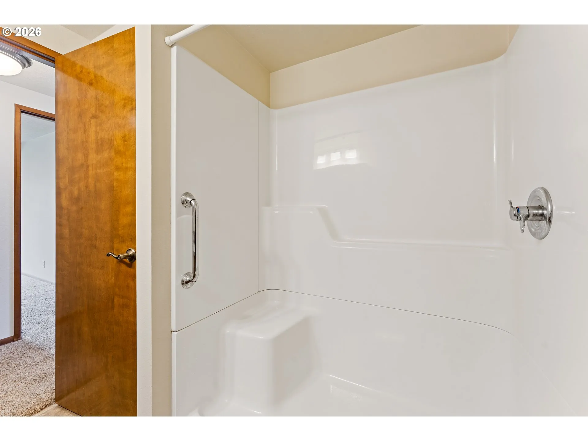 Bathroom-Walk in Shower
