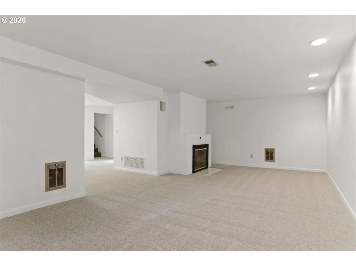 Family Room-Lower