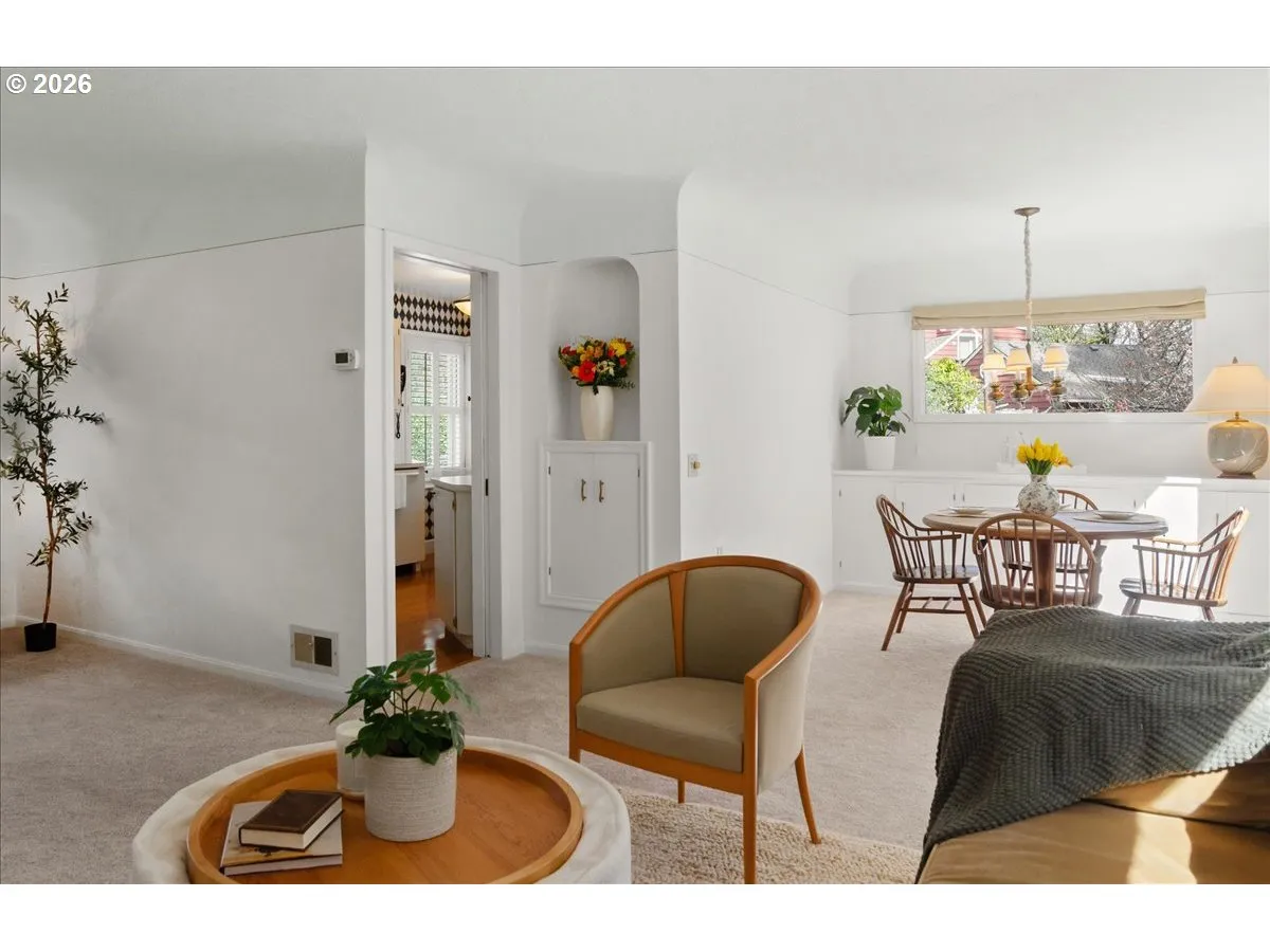 Living Room/Dining Room