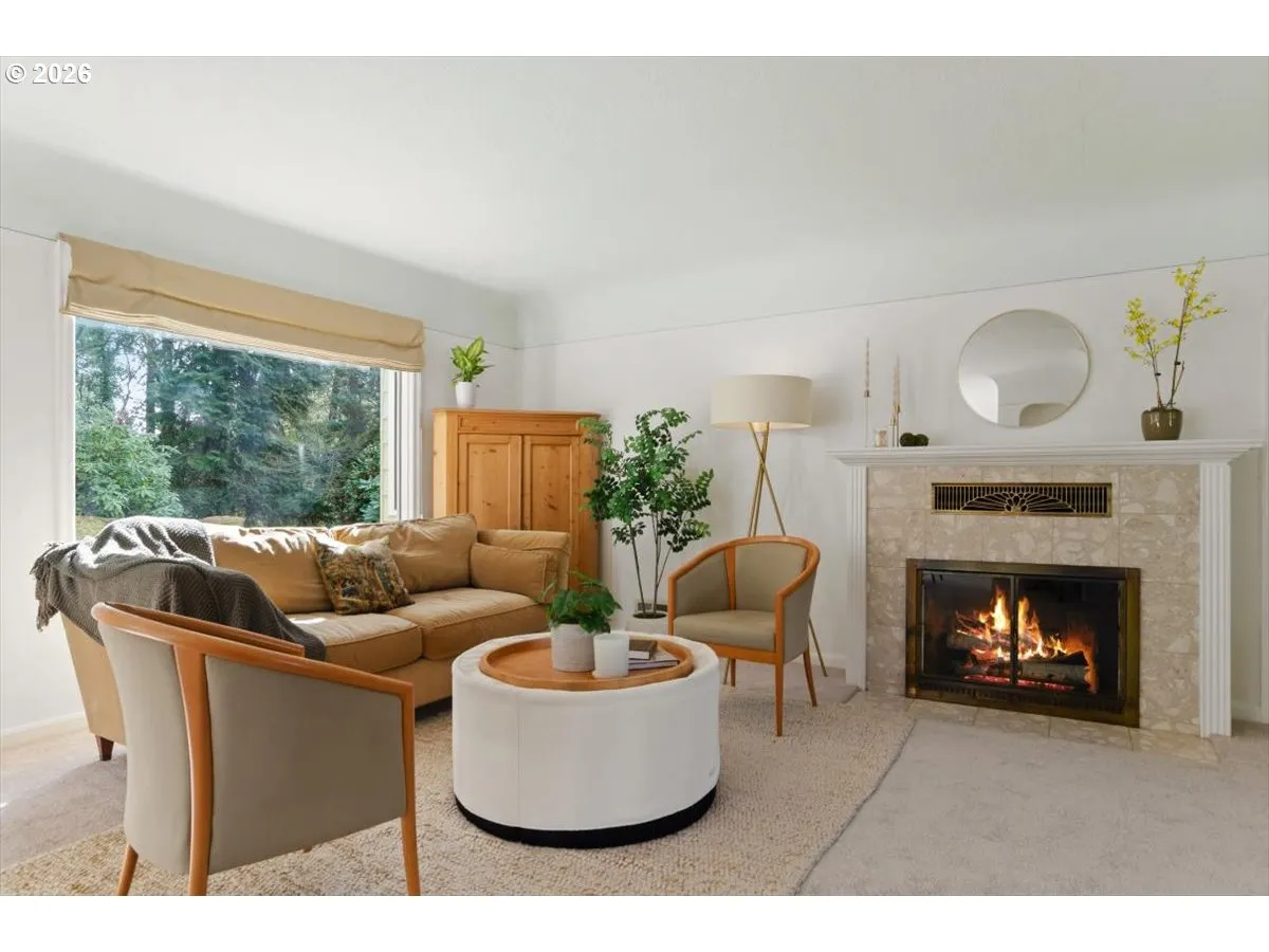Living Room-Fireplace