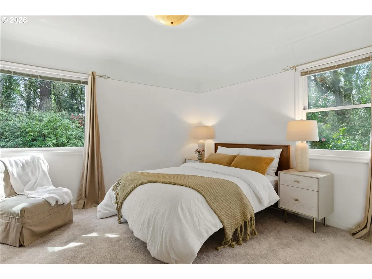 Bedroom, Primary