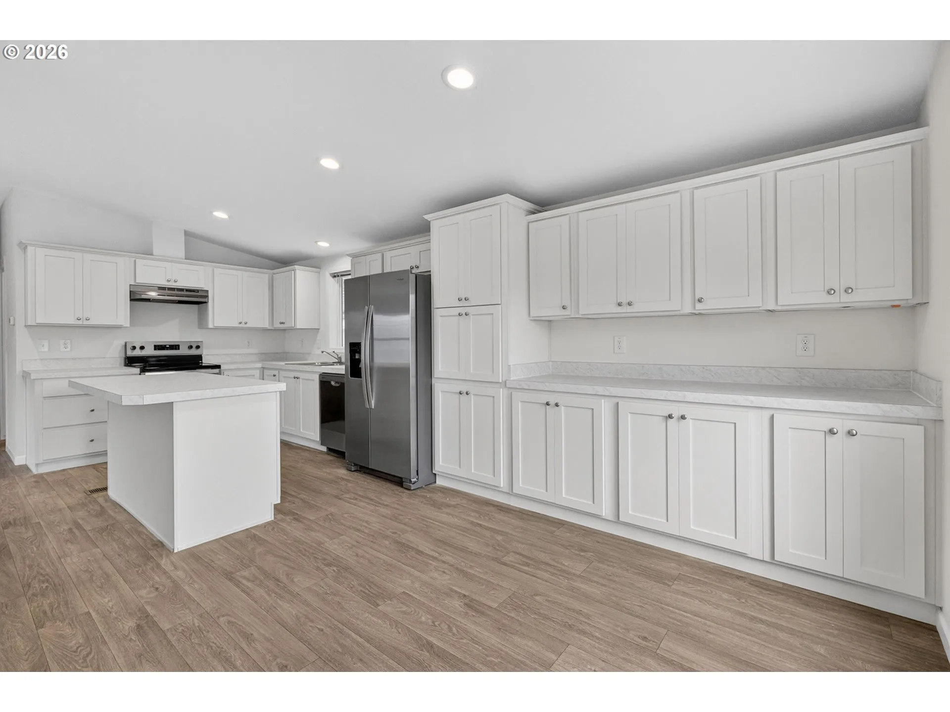 Dining Room-Built-In Cabinets