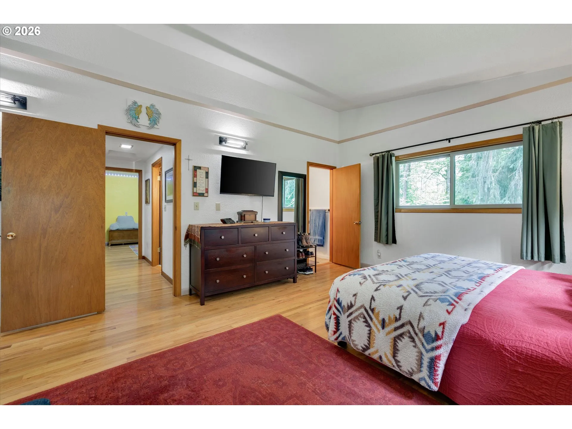 Bedroom, Owner's Suite-Main