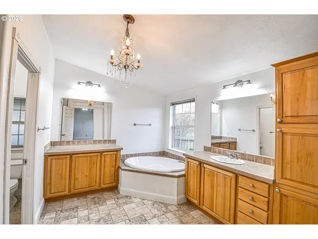 Bathroom, Attached-Main