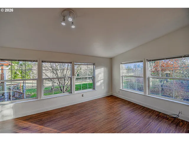 Dining Room-Vaulted Ceilings