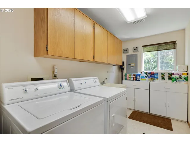 Laundry-Upper