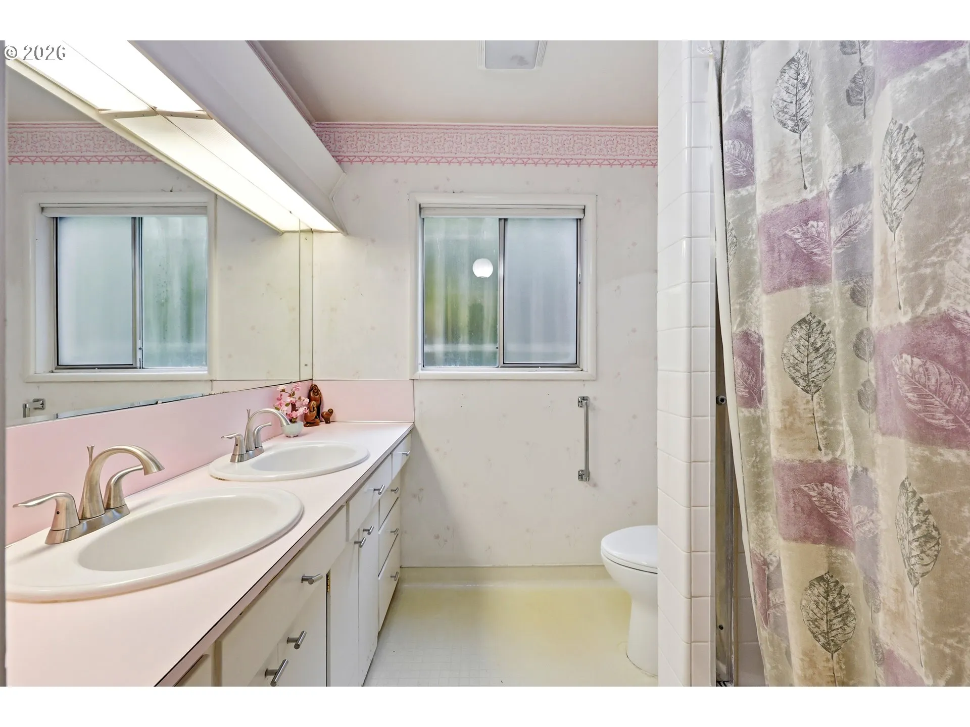 Bathroom-Double Sinks