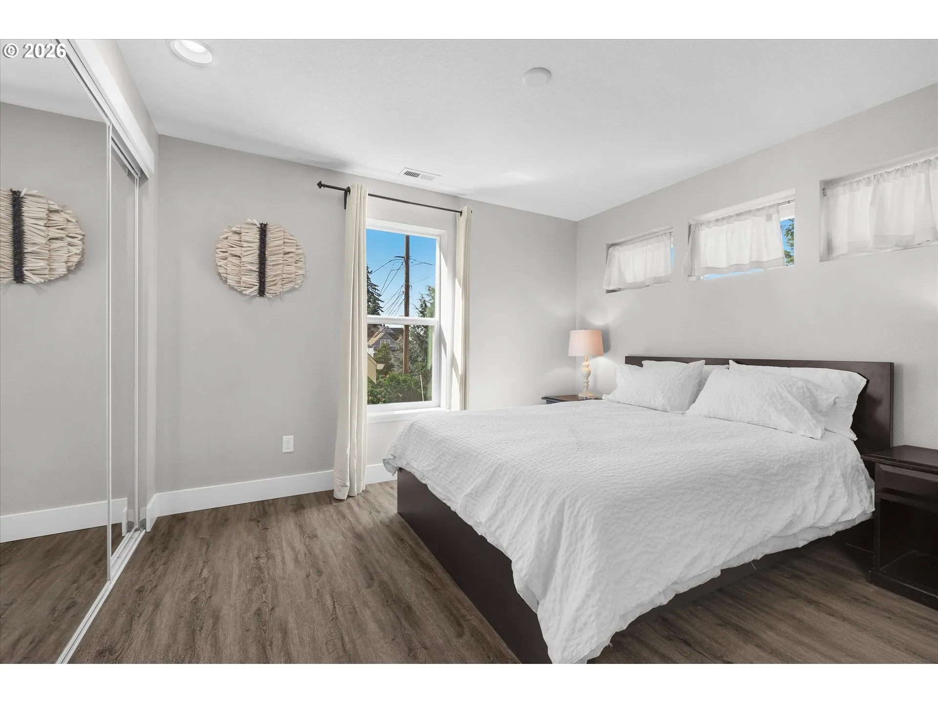 Bedroom, Owner's Suite-Main