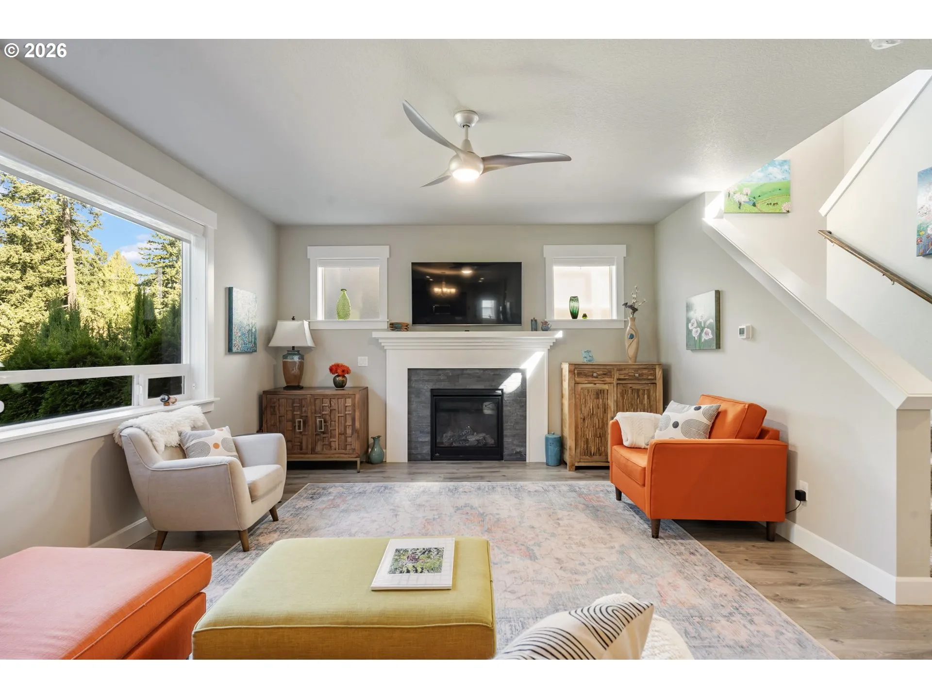 Living Room-Fireplace