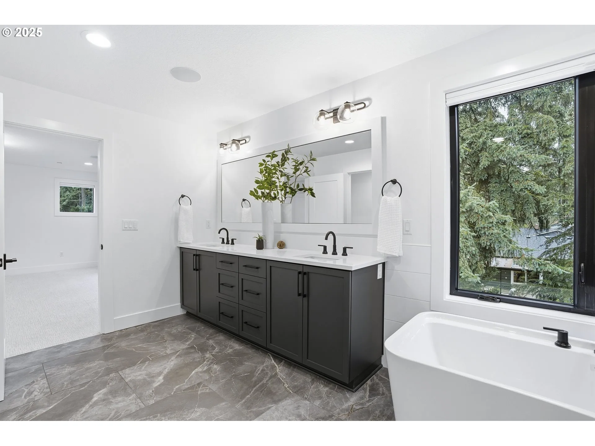 Primary Bedroom-Attached Bathroom