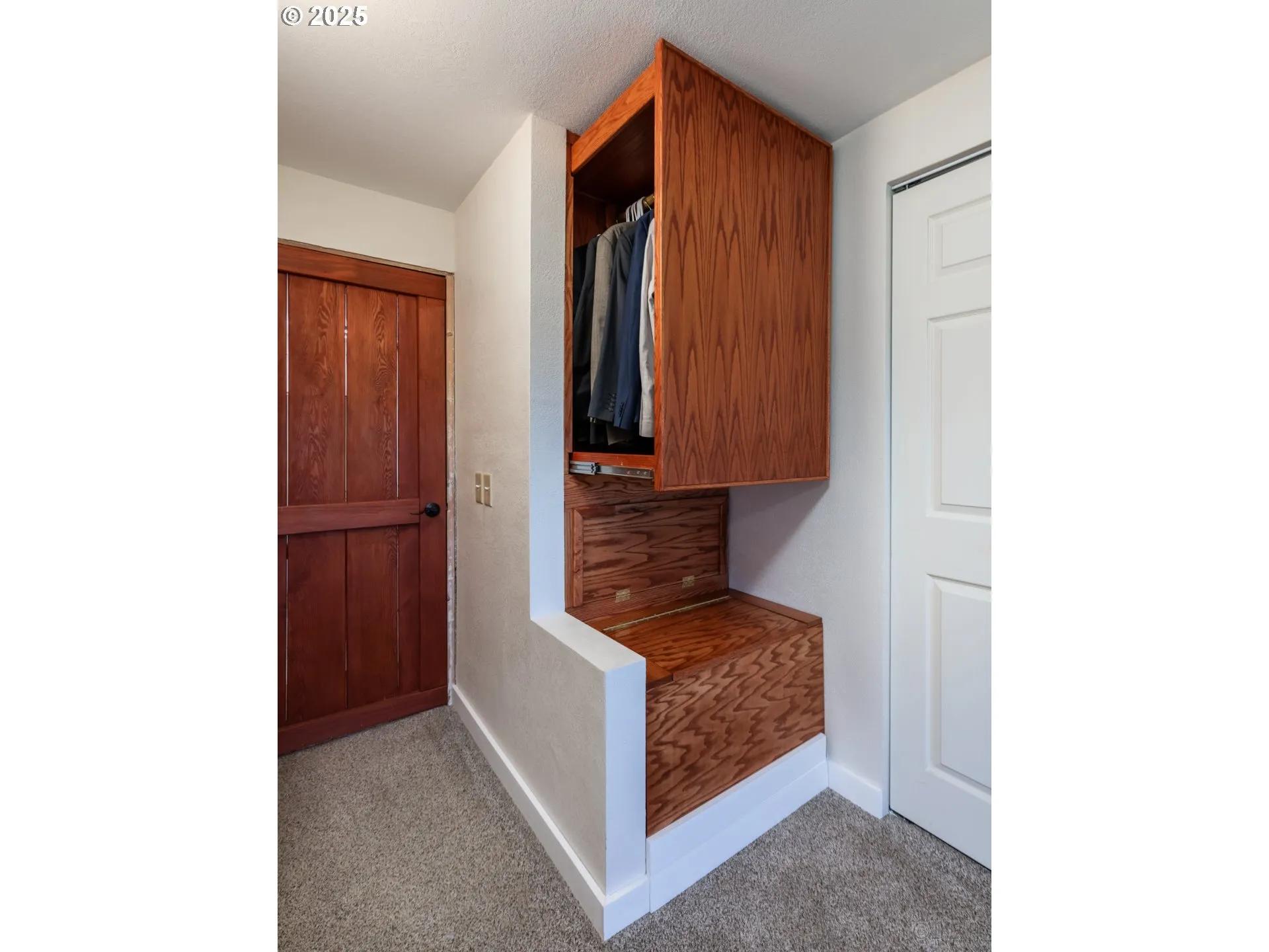 Bedroom-Upper