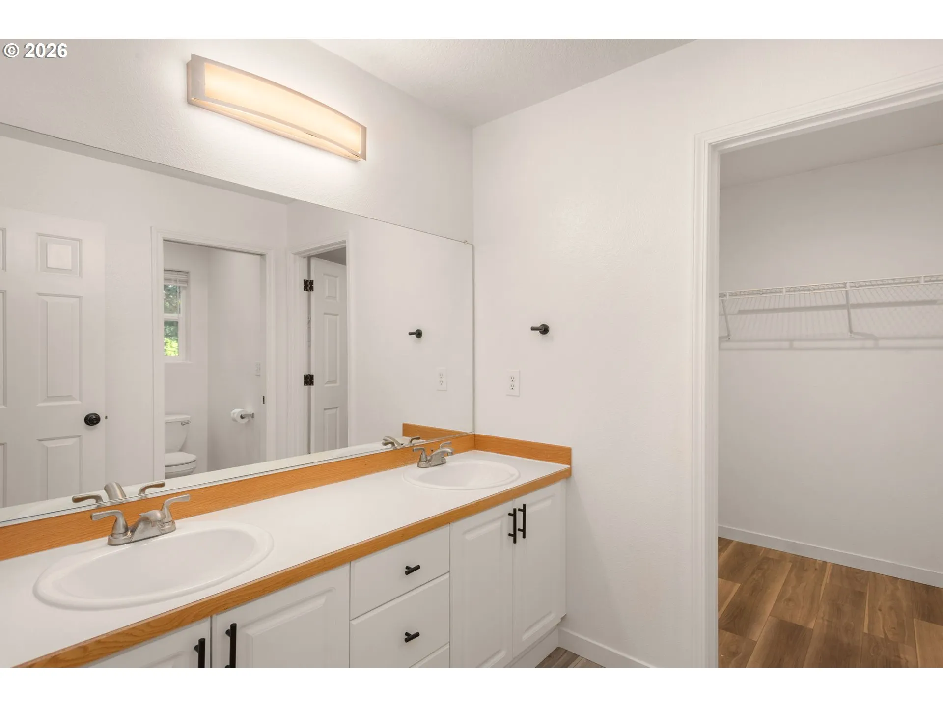 Bathroom, Attached