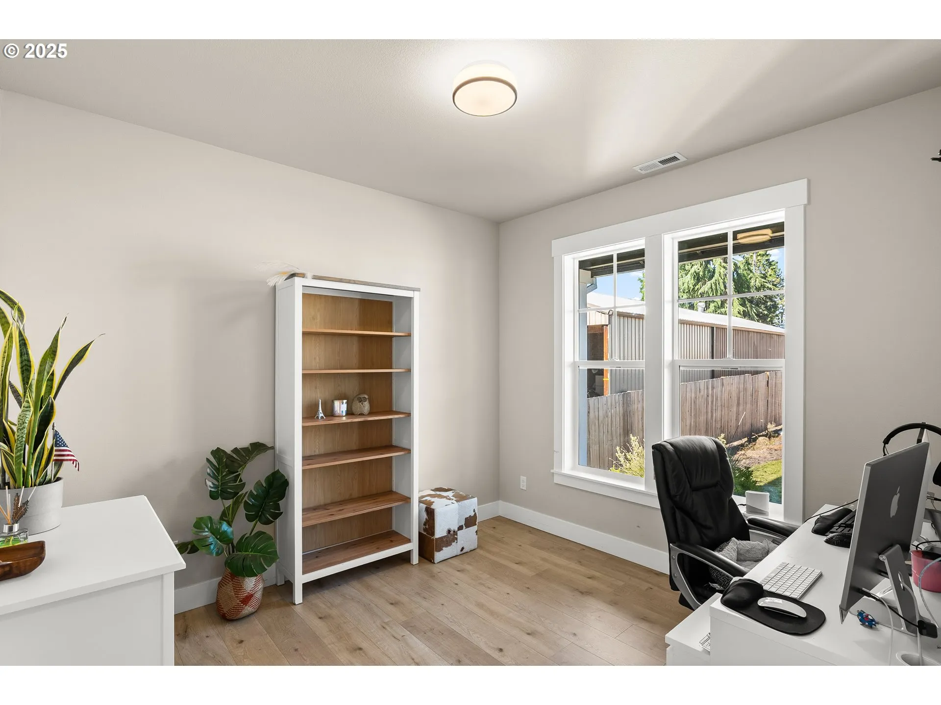 Den/Office-Main