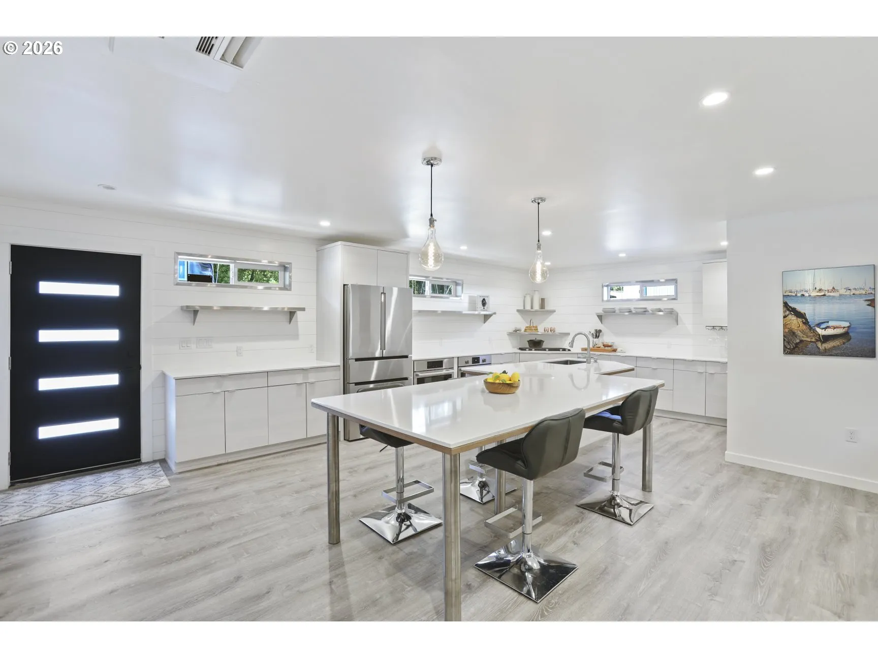 Kitchen-Eating Area