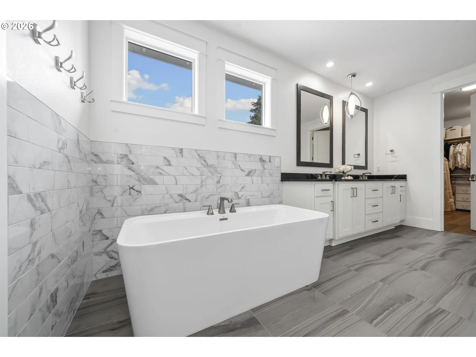 Owner's Suite Bathroom-Garden Tub
