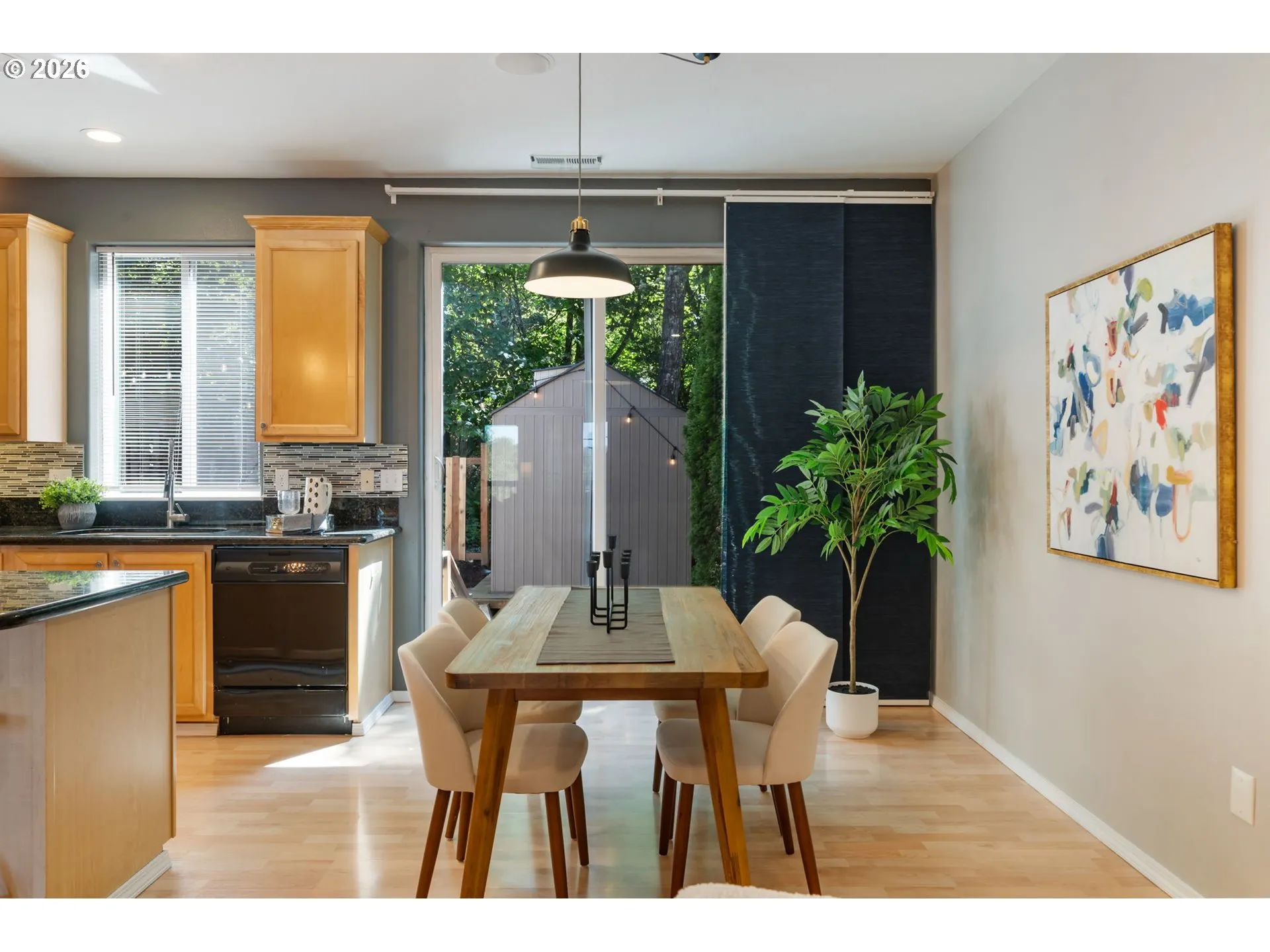 Kitchen/Dining Room