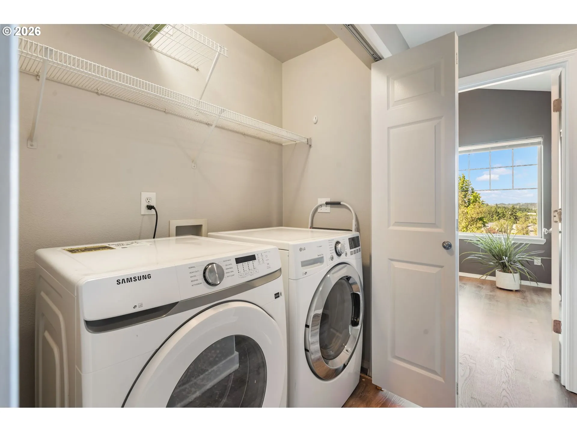 Laundry-Upper
