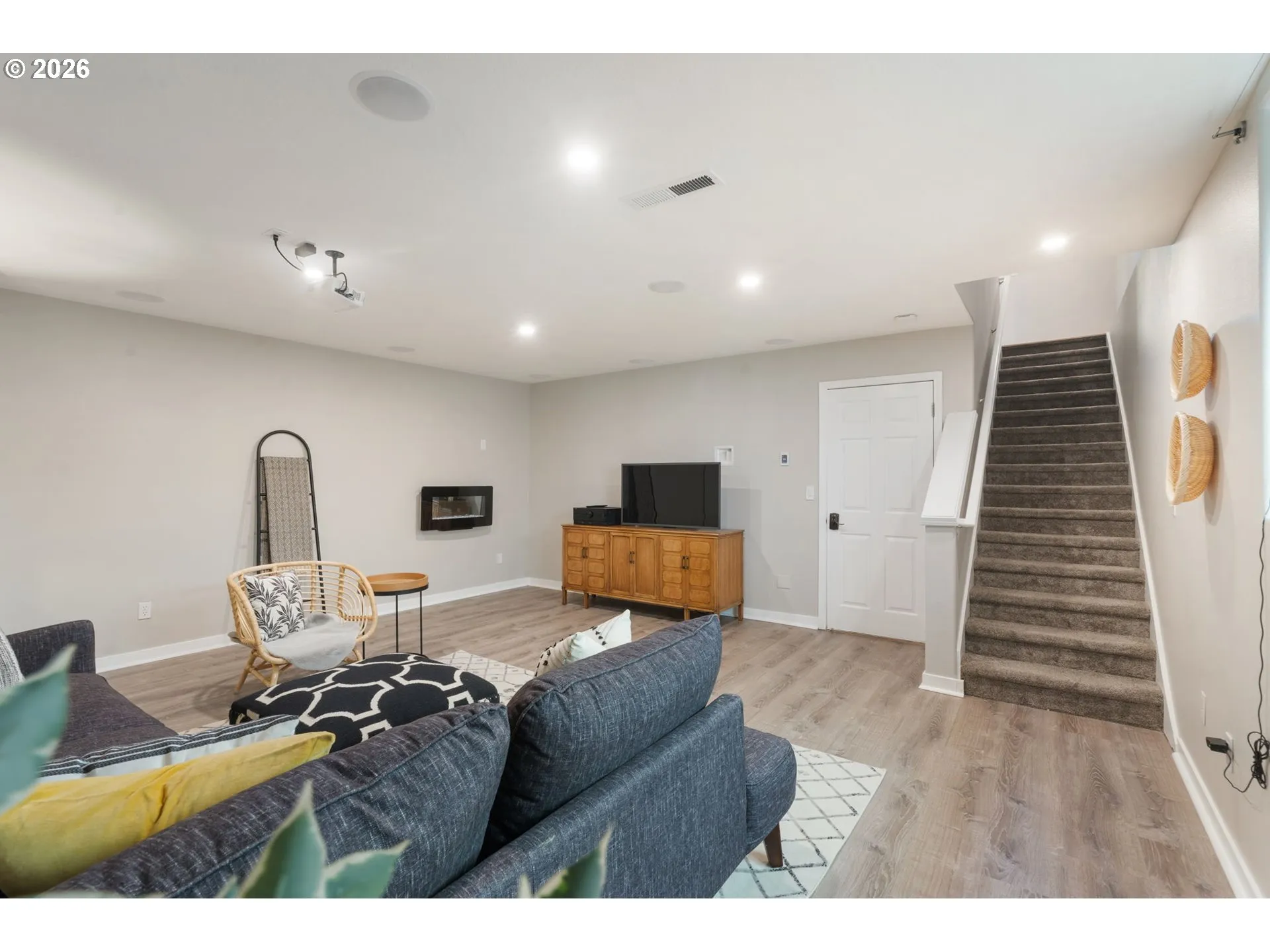 Bonus Room-Lower