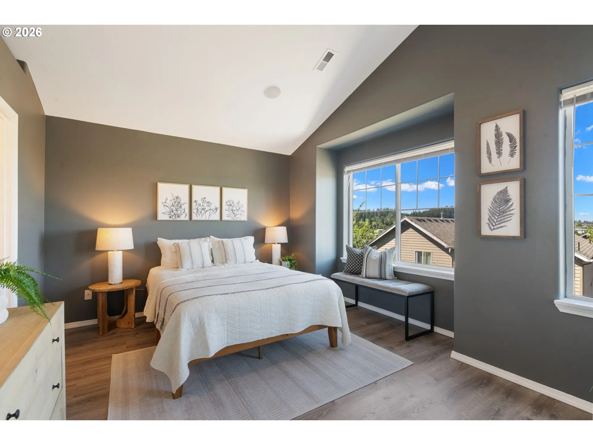 Primary Bedroom-Upper